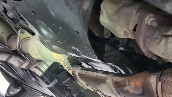 2014 Infiniti Qx60 Transfer Case 3.5l making noise and leaking fluid warranty inspection Karcheckz