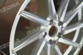 Литой диск В СТИЛЕ VOSSEN CVT R16 6.5J 5x114.3 ET40 dia 67.1 MS